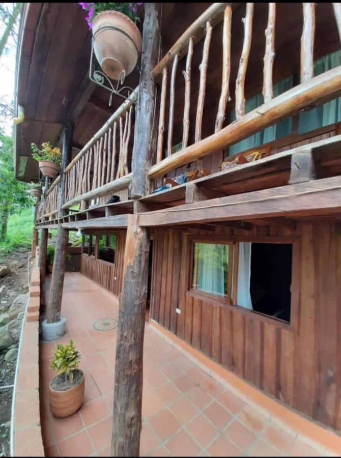 Hostal Y Cabanas Los Juanes Jardin Exterior foto