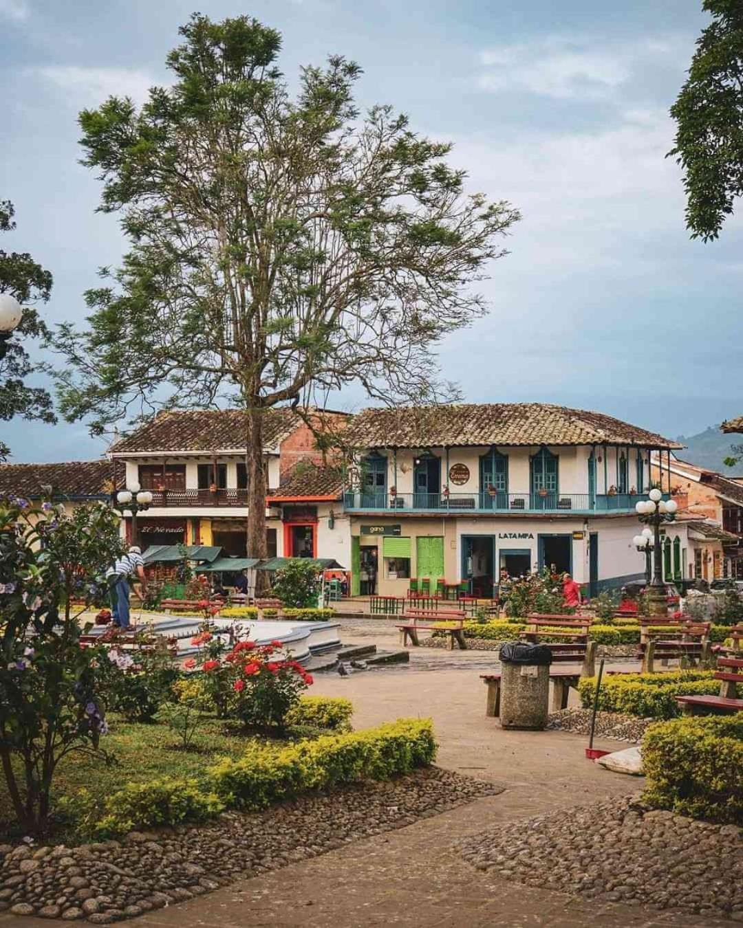 Hostal Y Cabanas Los Juanes Jardin Exterior foto